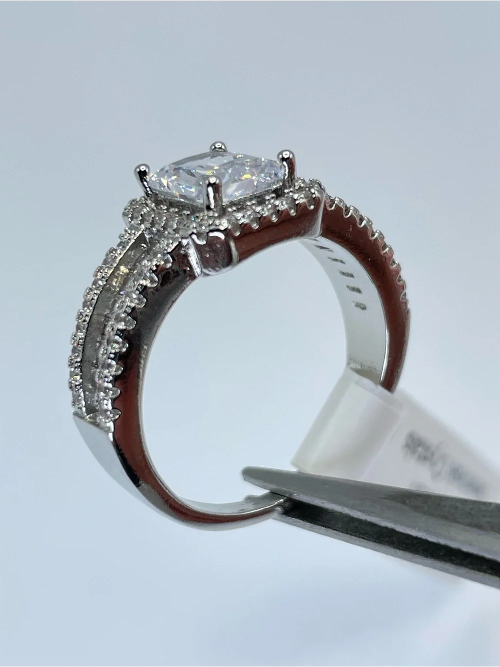 Swarovski Crystal Elements White Crystal Halo Art Deco Statement Ring Sz 9
